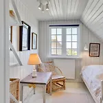 펜션 Mattias - 100m From The Sea By Interhome
