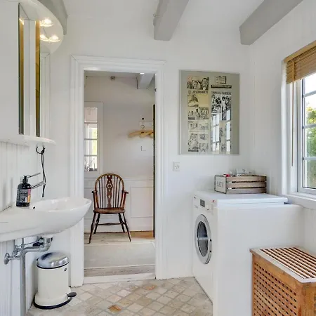 Mattias - 100m From The Sea By Interhome *