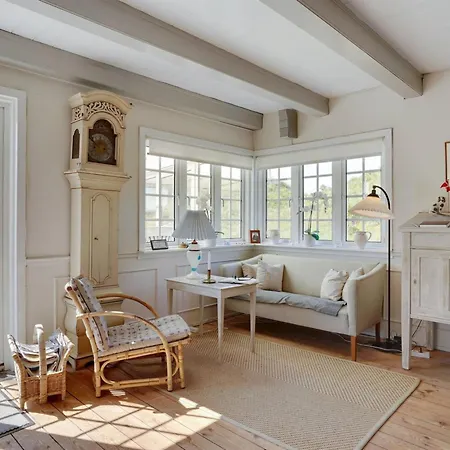 Ferienhaus Mattias - 100m From The Sea By Interhome