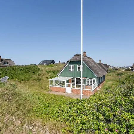 Mattias - 100m From The Sea By Interhome