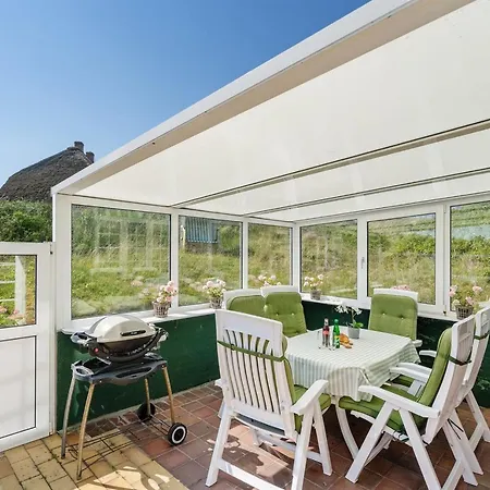 Mattias - 100m From The Sea By Interhome *