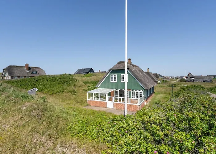 Mattias - 100m From The Sea By Interhome